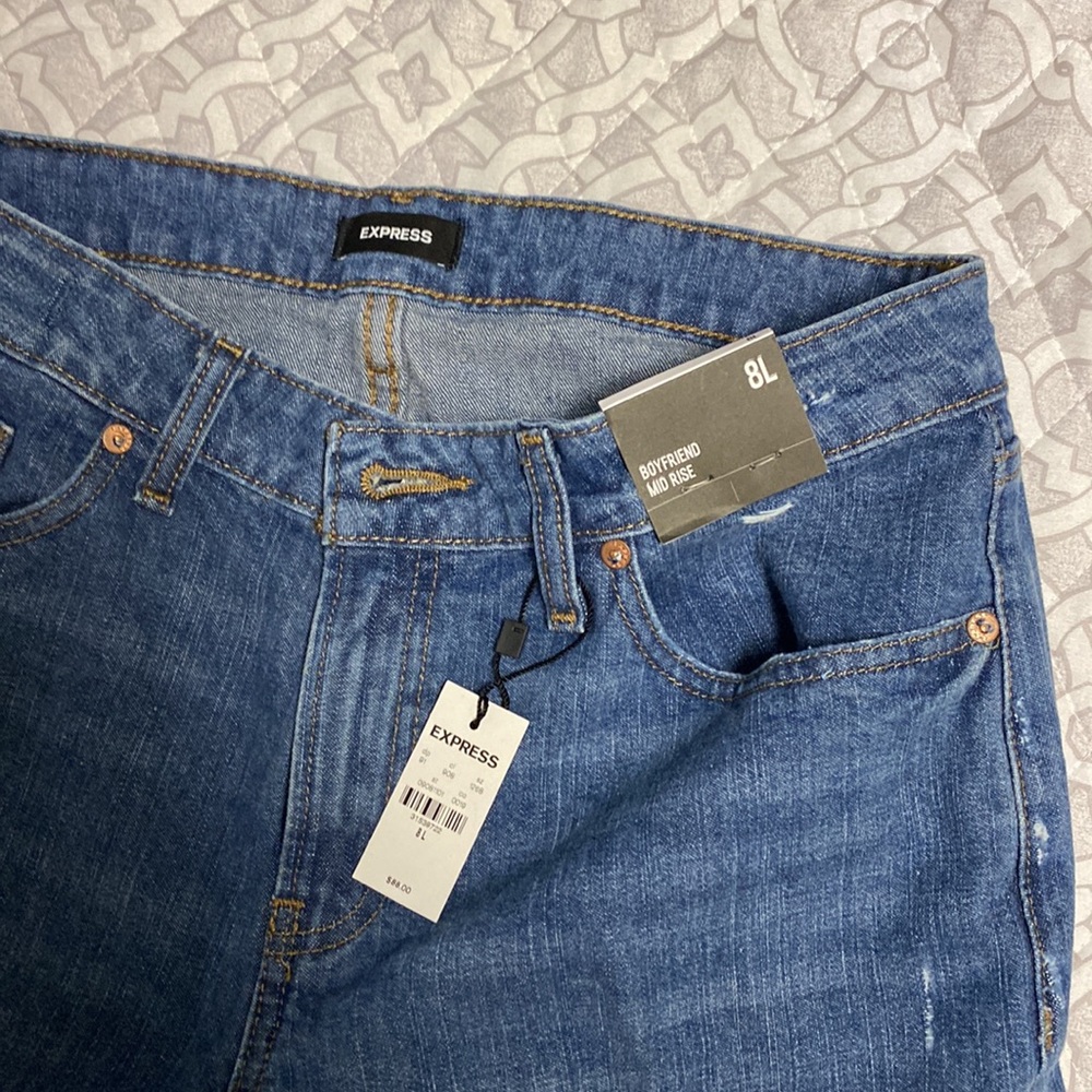 Express - Mid Rise Ripped Boyfriend Jeans - Picture 6 of 9